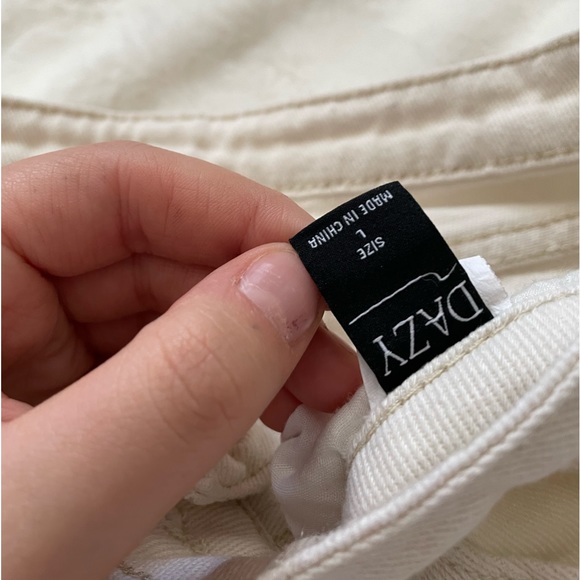 Beige jeans - Picture 3 of 3